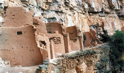 Pueblo de Muertos Luya