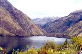 LAGUNA DE PURUHUAY HUARI
