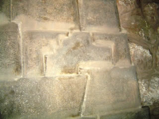 PIEDRA DE LOS 14 ANGULOS