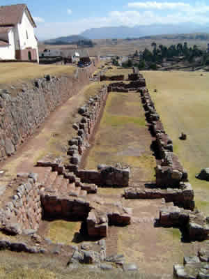 LAS RUINAS DE CHINCHERO 04