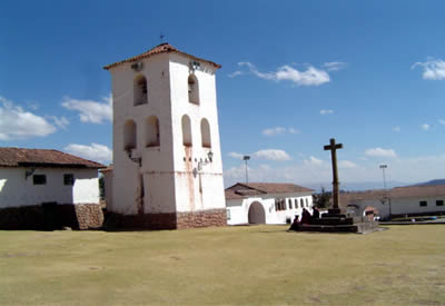 PUEBLO DE CHINCHERO 09