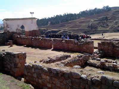 PUEBLO DE CHINCHERO 10