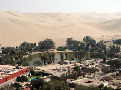 PANORAMICA LAGUNA HUACACHINA 02