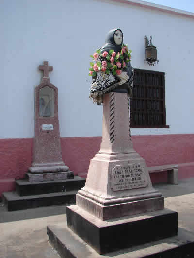 LA CASA DE LUISA DE LA TORRE ROJAS 04