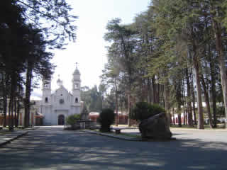 CONVENTO SANTA ROSA DE OCOPA 01