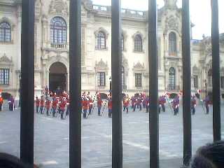 CAMBIO DE GUARDIA