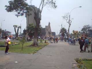 PLAZA JORGE CHAVEZ