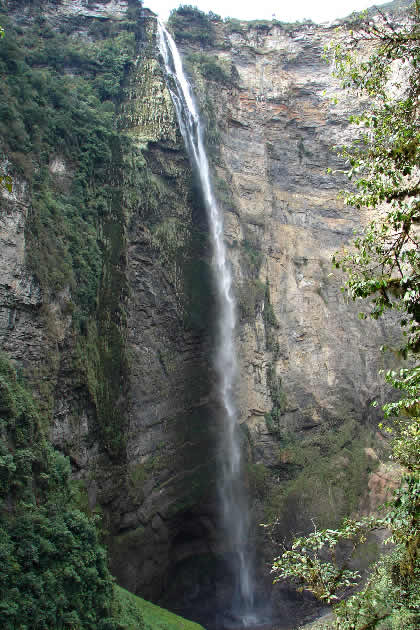 CATARATA DE GOCTA 22