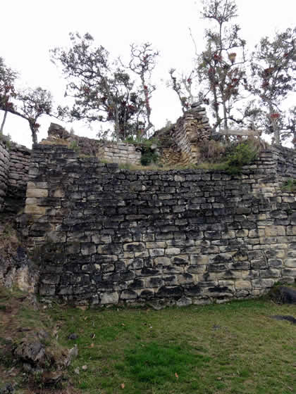 COMPLEJO ARQUEOLOGICO MONUMENTAL KUELAP - EL CASTILLO 04