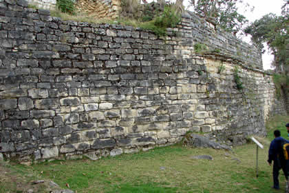 COMPLEJO ARQUEOLOGICO MONUMENTAL KUELAP - EL CASTILLO 06