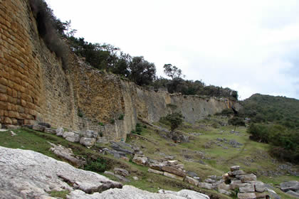 COMPLEJO ARQUEOLOGICO MONUMENTAL KUELAP - SECTOR CENTRO Y NORTE 02