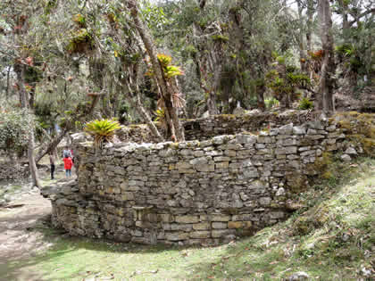 COMPLEJO ARQUEOLOGICO MONUMENTAL KUELAP - SECTOR PUEBLO BAJO 20