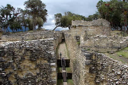 COMPLEJO ARQUEOLOGICO MONUMENTAL KUELAP - ACCESO 01 15