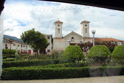 IGLESIA MATRIZ DE LAMUD 01