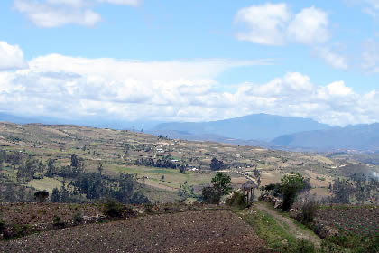 CAMINATA REGRESO DE LOS SARCOFAGOS DE KARAJIA 19