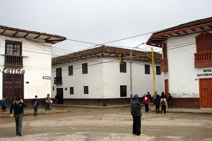 PLAZA DE ARMAS DE CHACHAPOYAS 02