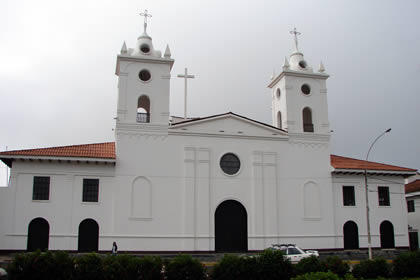 PLAZA DE ARMAS DE CHACHAPOYAS 03