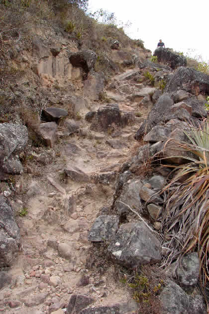 CAMINATA HACIA PUEBLO DE MUERTOS 10