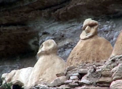 SARCOFAGOS Y MAUSOLEOS DE LA CULTURA CHACHAPOYAS 05