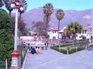 PLAZA DE ARMAS DE CARAZ