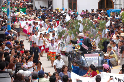 CARNAVAL HUAYLINO 2010