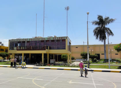 PLAZA DE ARMAS DE HUARMEY 03