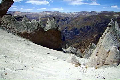 BOSQUE DE PIEDRAS DE HUITO 04