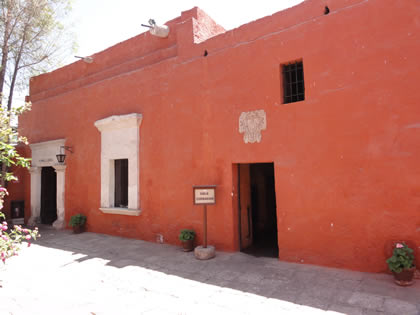 CALLE MALAGA Y SALA ZURBARAN 03