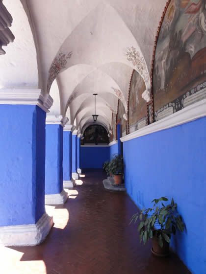 CLAUSTRO DE LOS NARANJOS 02