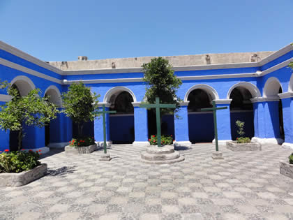 CLAUSTRO DE LOS NARANJOS 11