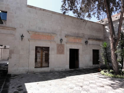 MUSEO ARQUEOLOGICO DE LA UNSA 02