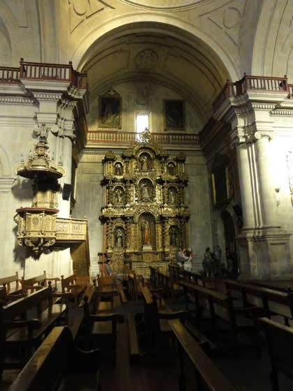 TEMPLO CLAUSTROS LA COMPANIA 06