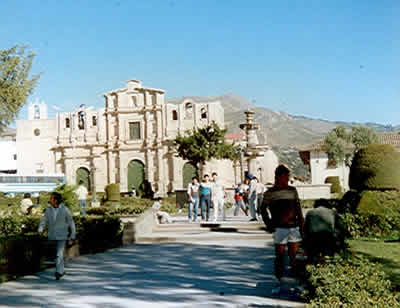 CIUDAD DE CAJAMARCA 02