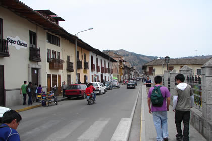 CALLES Y CASONAS CAJAMARQUINAS 11