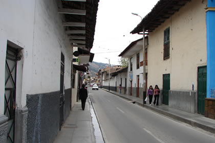 CALLES Y CASONAS CAJAMARQUINAS 12