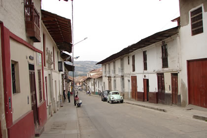 CALLES Y CASONAS CAJAMARQUINAS 16