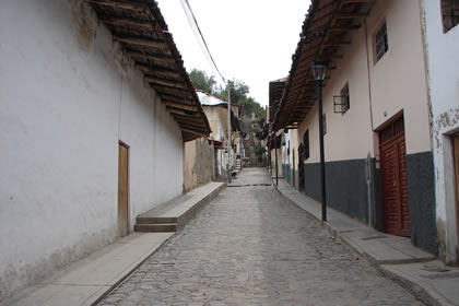 CALLES Y CASONAS CAJAMARQUINAS 25