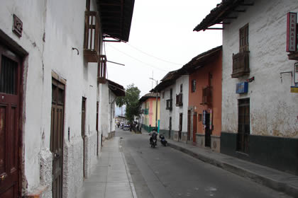 CALLES Y CASONAS CAJAMARQUINAS 42