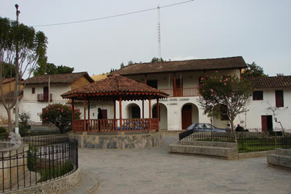 LLACANORA 02