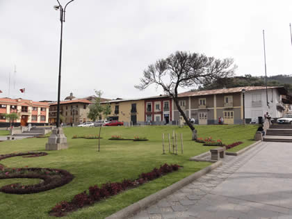 PLAZA DE ARMAS DE CAJAMARCA 08