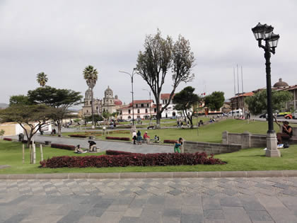 PLAZA DE ARMAS DE CAJAMARCA 09