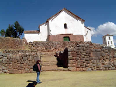 COMPLEJO ARQUEOLOGICO DE CHINCHERO 03