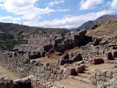 COMPLEJO ARQUEOLOGICO DE CHINCHERO 05