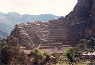 COMPLEJO ARQUEOLOGICO DE OLLANTAYTAMBO 02