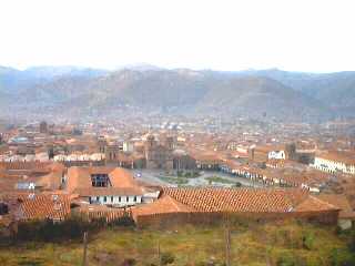 LA PLAZA DE ARMAS