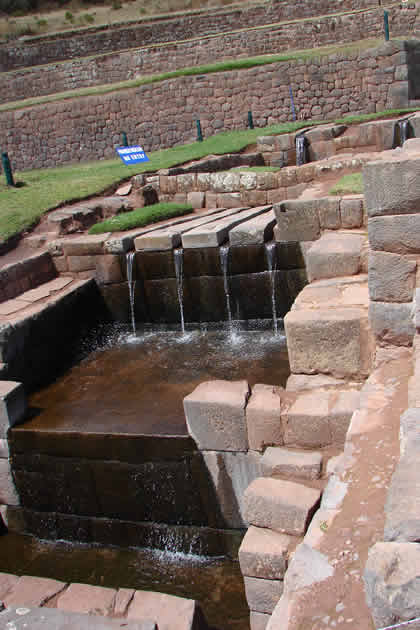 FUENTE PRINCIPAL DE AGUA DEL PARQUE ARQUEOLOGICO TIPON 06