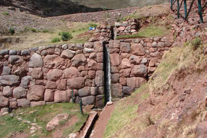 PARQUE ARQUEOLOGICO TIPON TERRAZAS Y ANDENES 01