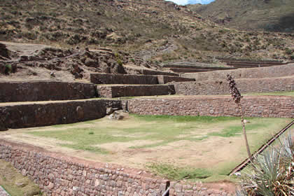 PARQUE ARQUEOLOGICO TIPON TERRAZAS Y ANDENES 03