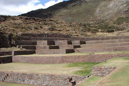 PARQUE ARQUEOLOGICO TIPON TERRAZAS Y ANDENES 09