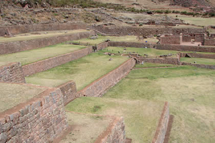 PARQUE ARQUEOLOGICO TIPON TERRAZAS Y ANDENES 13